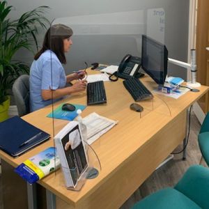 acrylic desktop dividers, suitable for social distancing 